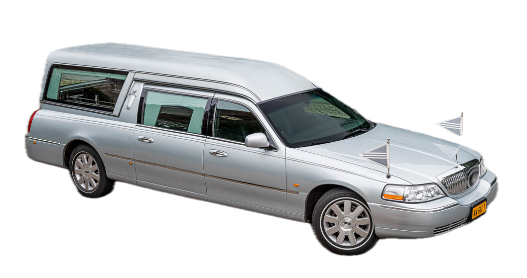 Zilvergrijze Lincoln rouwauto uit het wagenpark van Marcel Bakkum